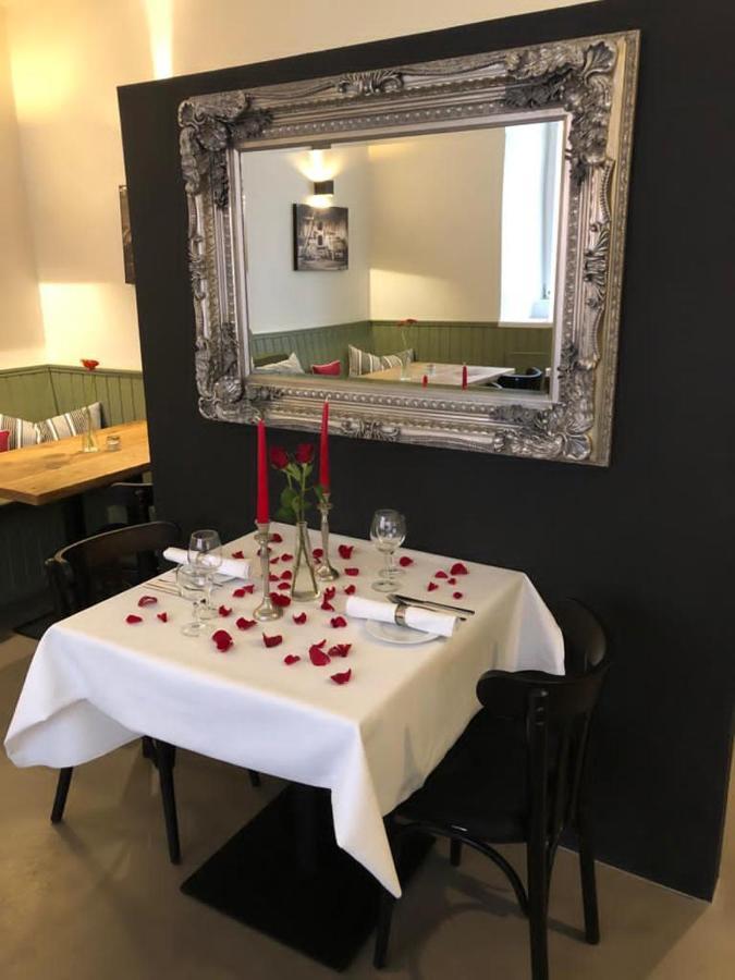 Hotel Restaurant Goldenes Ross Gollheim Ngoại thất bức ảnh